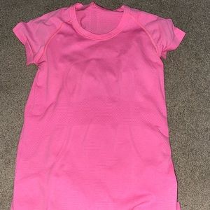 lululemon swiftly tech short sleeve!